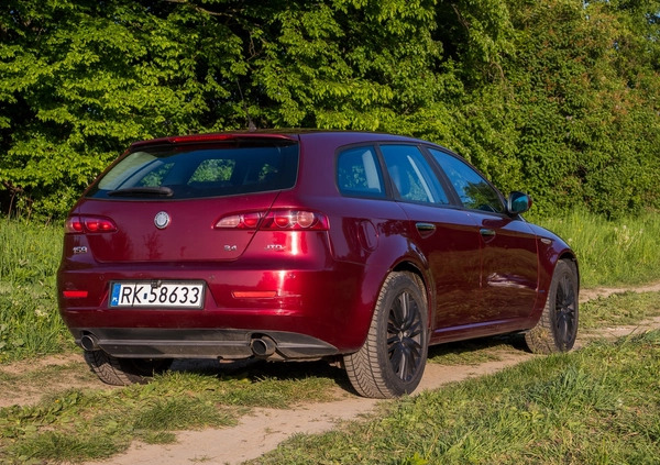 Alfa Romeo 159 cena 13000 przebieg: 256000, rok produkcji 2006 z Krosno małe 121